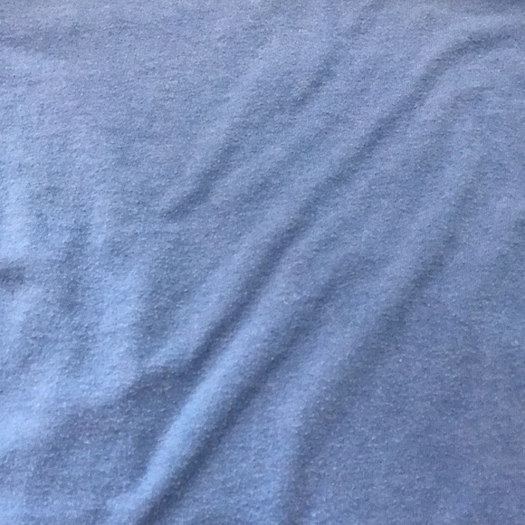 Boy blue vneck Abercrombie kids T-shirt - Picture 4 of 5